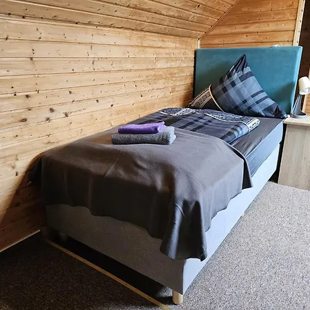 Casa de Férias Monteurwohnung Metternich *