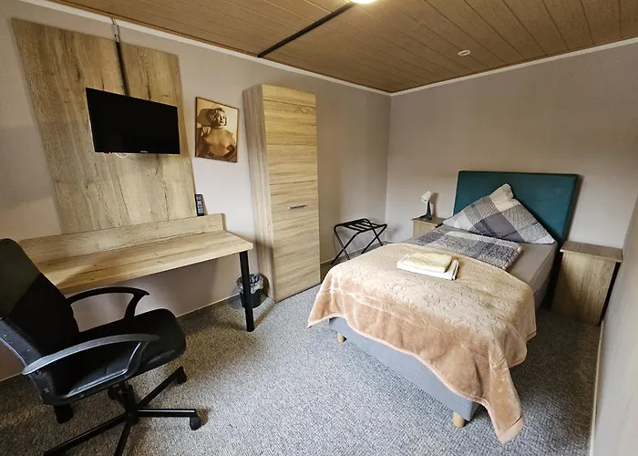 Casa de Férias Monteurwohnung Metternich *